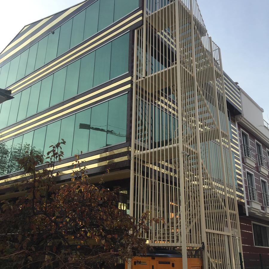 Ac Kiz Ogrenci Yurdu 3. Sube Yenimahalle Exterior photo